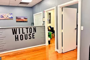 2726 Gallows Rd, Vienna, VA 22180 - Photo 29