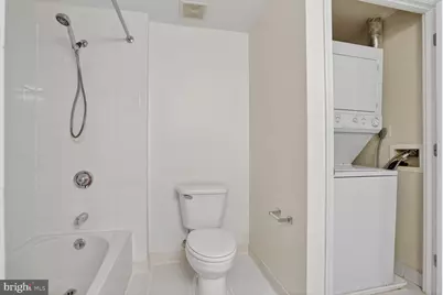 2726 Gallows Road #619, Vienna, VA 22180 - Photo 17