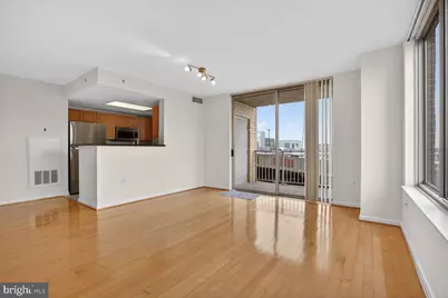 2726 Gallows Road #619, Vienna, VA 22180 - Photo 1