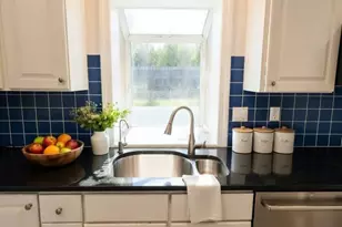 1006 Kimberwicke Rd, McLean, VA 22102 - Photo 11