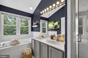 8713 Wadebrook Terrace, Springfield, VA 22153 - Photo 11