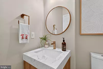 8713 Wadebrook Terrace, Springfield, VA 22153 - Photo 5