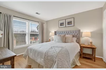 8713 Wadebrook Terrace, Springfield, VA 22153 - Photo 13