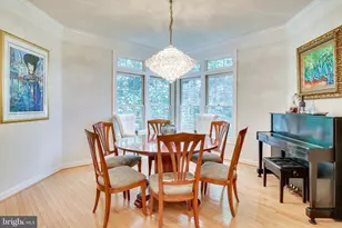 5021 Whisper Willow Dr, Fairfax, VA 22030 - Photo 7