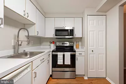 7640 Tremayne #202, McLean, VA 22102 - Photo 7