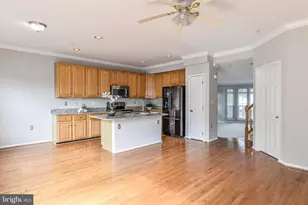 6237 Frosty Winter Ct, Centreville, VA 20120 - Photo 11