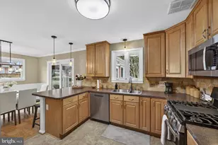 14609 Lilva, Centreville, VA 20120 - Photo 19