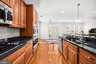 5725 Callcott Way, Alexandria, VA 22312 - Photo 13