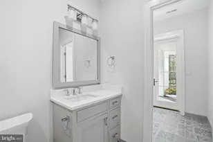 938 Saigon Rd, McLean, VA 22102 - Photo 83