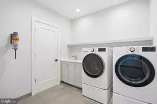 938 Saigon Rd, McLean, VA 22102 - Photo 55