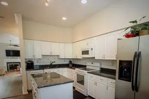 6405 Little Potters Ln, Alexandria, VA 22310 - Photo 3