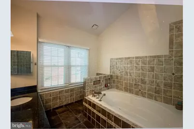 6405 Little Potters Lane, Alexandria, VA 22310 - Photo 17