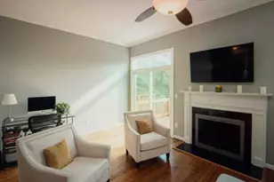 6405 Little Potters Ln, Alexandria, VA 22310 - Photo 5