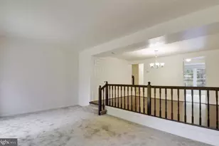 5732 Lofthill Ct, Alexandria, VA 22303 - Photo 13