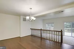 5732 Lofthill Ct, Alexandria, VA 22303 - Photo 9