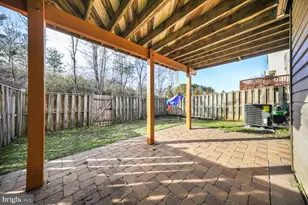 7422 Gadsby Square, Alexandria, VA 22315 - Photo 27