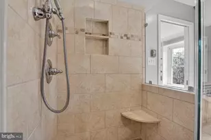 10223 Cedar Pond Dr, Vienna, VA 22182 - Photo 29