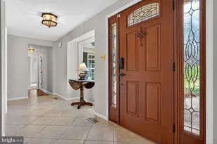 10223 Cedar Pond Dr, Vienna, VA 22182 - Photo 5