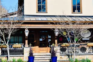 10223 Cedar Pond Dr, Vienna, VA 22182 - Photo 53