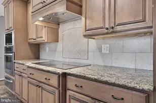 10223 Cedar Pond Dr, Vienna, VA 22182 - Photo 13