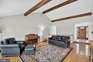 10223 Cedar Pond Dr, Vienna, VA 22182 - Photo 7