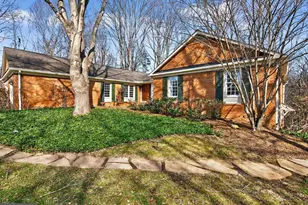 10223 Cedar Pond Dr, Vienna, VA 22182 - Photo 3