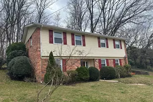 3812 Tall Oak Ct, Annandale, VA 22003 - Photo 1