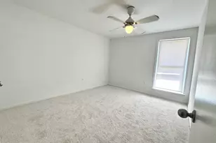 3758 Persimmon Cir, Fairfax, VA 22031 - Photo 11