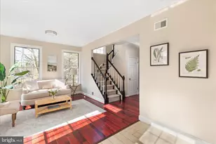 5847 Belcher Farm Dr, Centreville, VA 20120 - Photo 9