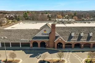 5847 Belcher Farm Dr, Centreville, VA 20120 - Photo 51