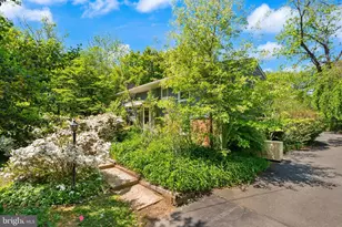 1608 Chain Bridge Rd, McLean, VA 22101 - Photo 13