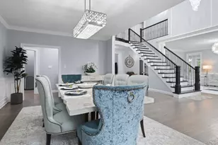 8197 Cottage Rose Ct, Fairfax Station, VA 22039 - Photo 9