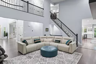 8197 Cottage Rose Ct, Fairfax Station, VA 22039 - Photo 11