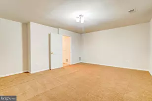 6388 James Harris Way, Centreville, VA 20121 - Photo 29