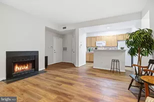 12155 Penderview Terrace, Fairfax, VA 22033 - Photo 7