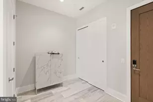 7887 Jones Branch Dr, McLean, VA 22102 - Photo 9