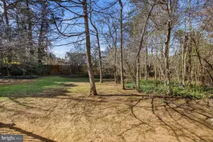 902 Echols St SE, Vienna, VA 22180 - Photo 39