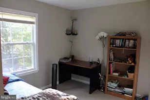 13501 Clear Lake Ct, Herndon, VA 20171 - Photo 7