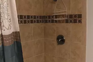 13501 Clear Lake Ct, Herndon, VA 20171 - Photo 9