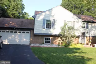 13501 Clear Lake Ct, Herndon, VA 20171 - Photo 1