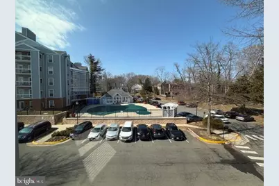3175 Summit Square Drive #5-C1, Oakton, VA 22124 - Photo 3