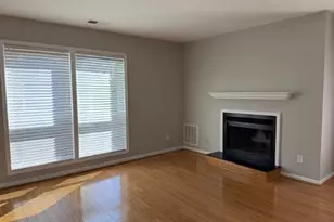 3175 Summit Square Dr, Oakton, VA 22124 - Photo 57