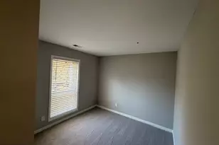 3175 Summit Square Dr, Oakton, VA 22124 - Photo 43