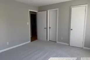 3175 Summit Square Dr, Oakton, VA 22124 - Photo 23