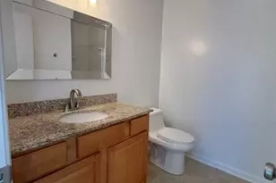 3175 Summit Square Dr, Oakton, VA 22124 - Photo 27