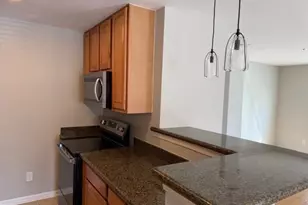 3175 Summit Square Dr, Oakton, VA 22124 - Photo 75