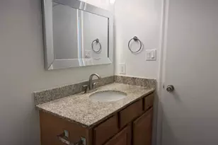 3175 Summit Square Dr, Oakton, VA 22124 - Photo 51