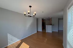 3175 Summit Square Dr, Oakton, VA 22124 - Photo 15