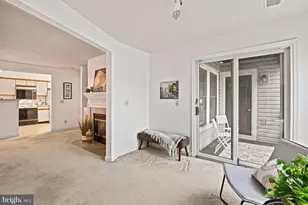 12003 Ridge Knoll Dr, Fairfax, VA 22033 - Photo 17