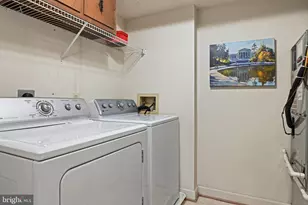 12003 Ridge Knoll Dr, Fairfax, VA 22033 - Photo 31